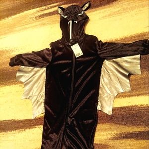 H&M Bat Halloween costume for kids